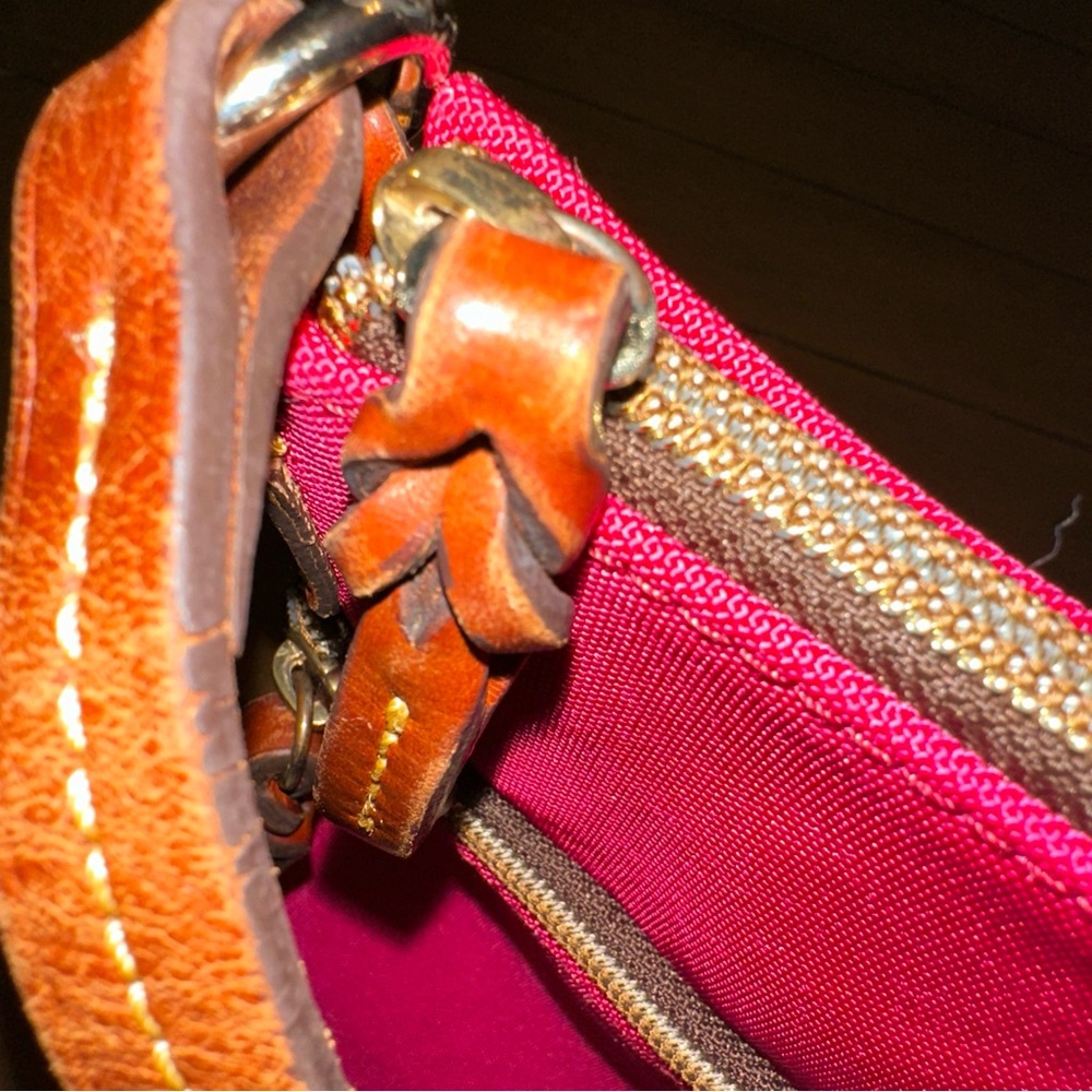 Dooney & Bourke Pink Nylon Crossbody Messenger Bag Pockets Brown Leather Straps - Picture 8 of 16